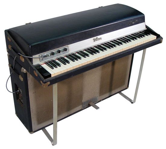 tl_files/flash/Verstaerker/fender rhodes suitcase.jpg